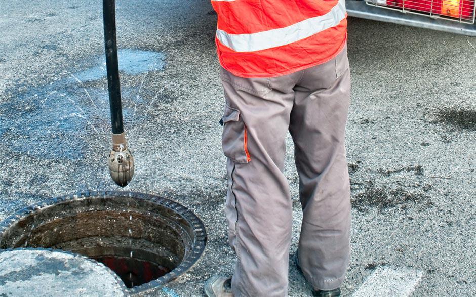 débouchage canalisations Évry